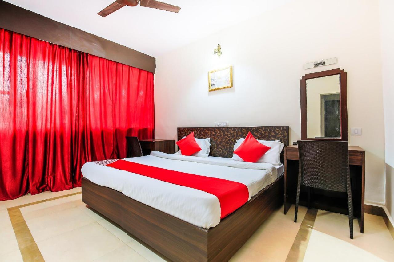 Oyo 18794 Hotel Colva Plaza מראה חיצוני תמונה
