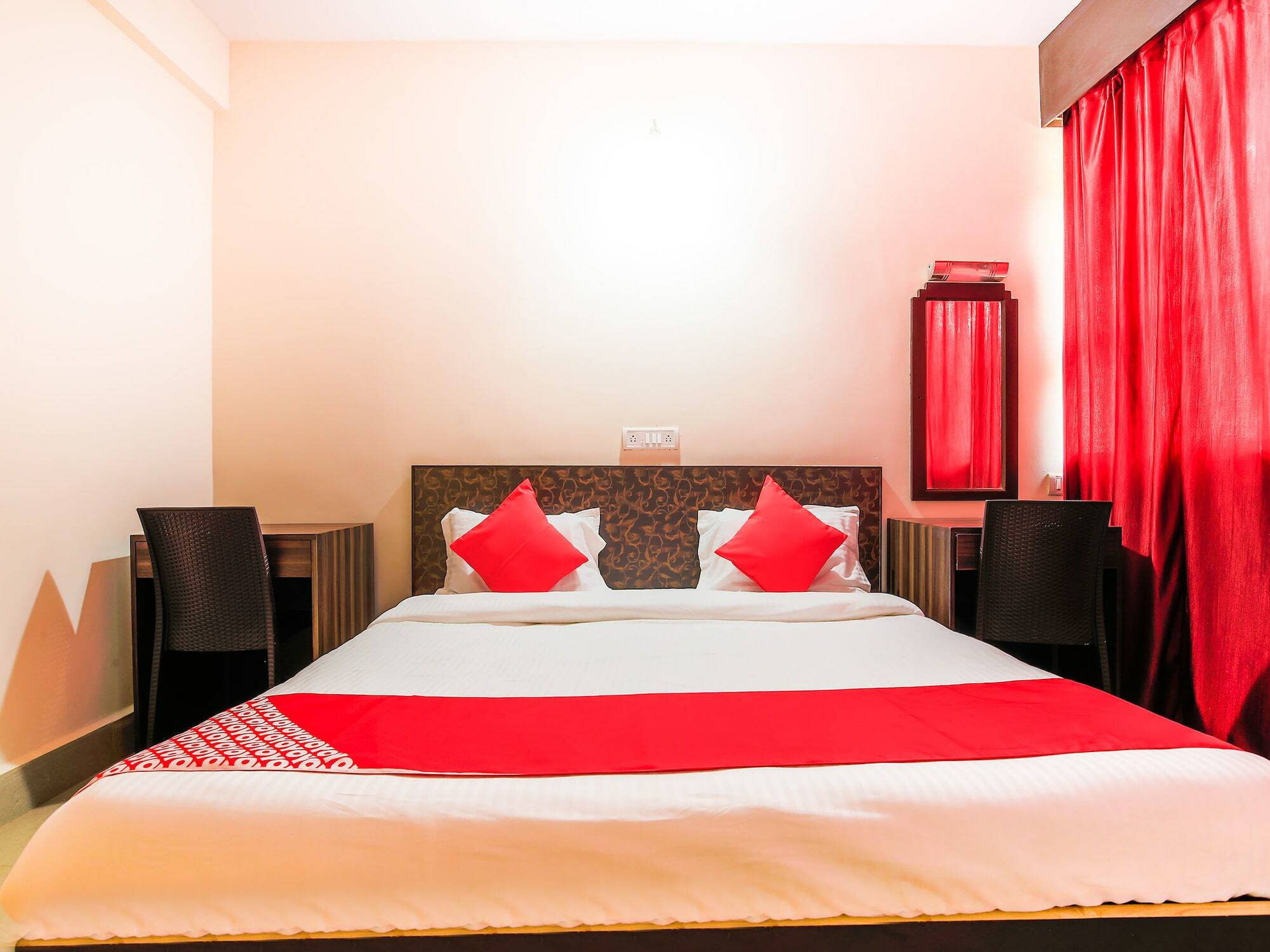 Oyo 18794 Hotel Colva Plaza מראה חיצוני תמונה